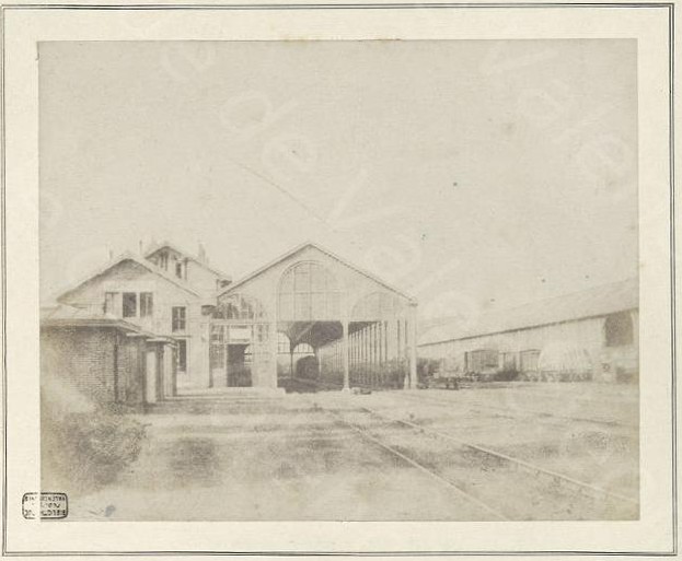 Fichier:Valenciennes-Gare-1854.jpg