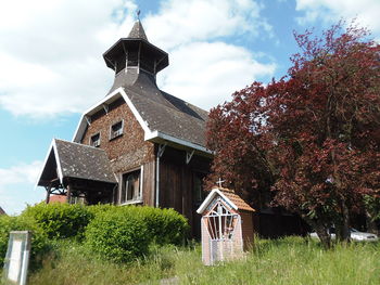 Fichier:350px-Raismes-Eglise Sainte-Cecile.jpg