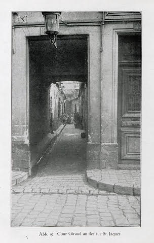 Fichier:Valenciennes-Cour Giraud.jpg