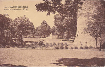 Fichier:350px-Valenciennes-Square Dodenne.jpg