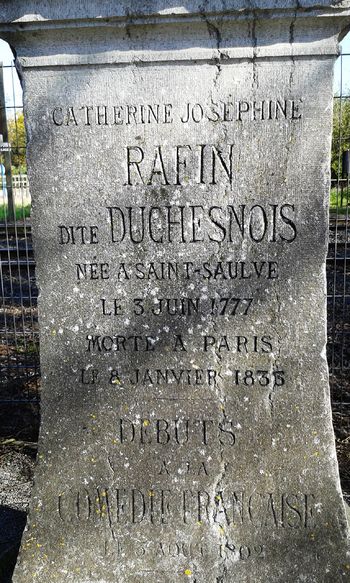 Fichier:350px-Saint-Saulve-Monument Duchesnois-2.jpg