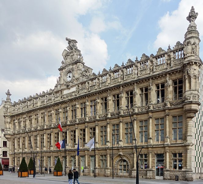 Fichier:664px-Valenciennes-Commons-Hotel de Ville.jpg