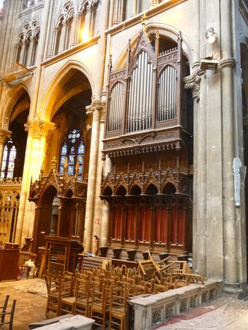 Fichier:350px-Valenciennes-Orgue choeur.jpg