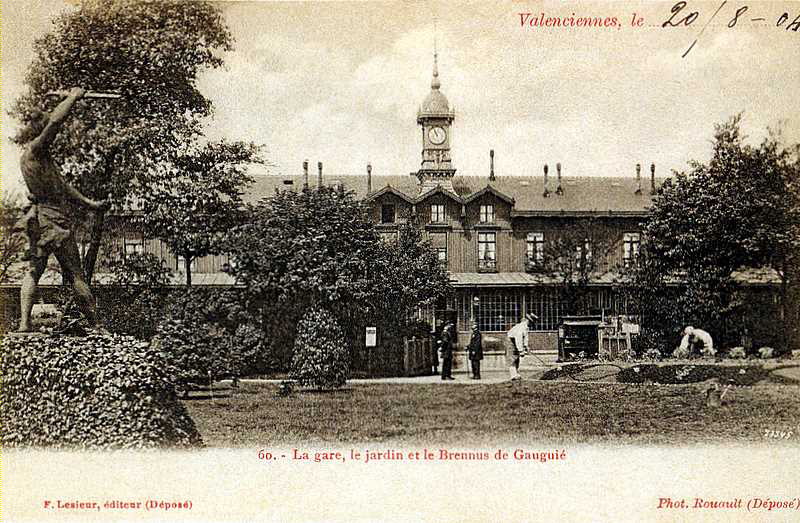 Valenciennes-Gare bois.jpg