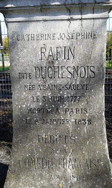 Fichier:360px-Saint-Saulve-Monument Duchesnois-2.jpg