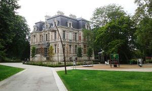 Valenciennes-Ch Dampierre 03.jpg