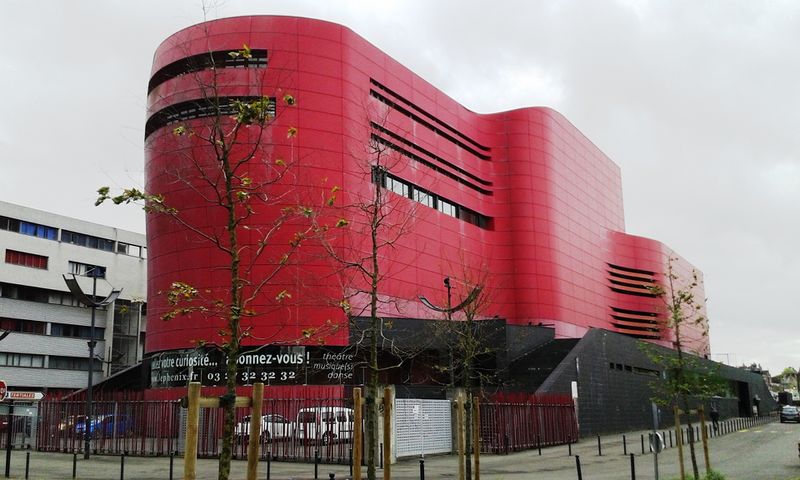 Fichier:Valenciennes-Le Phenix-ar.jpg