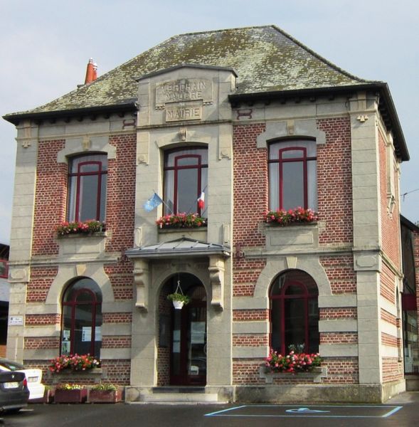 Fichier:Mairie-verchain-maugre.jpg