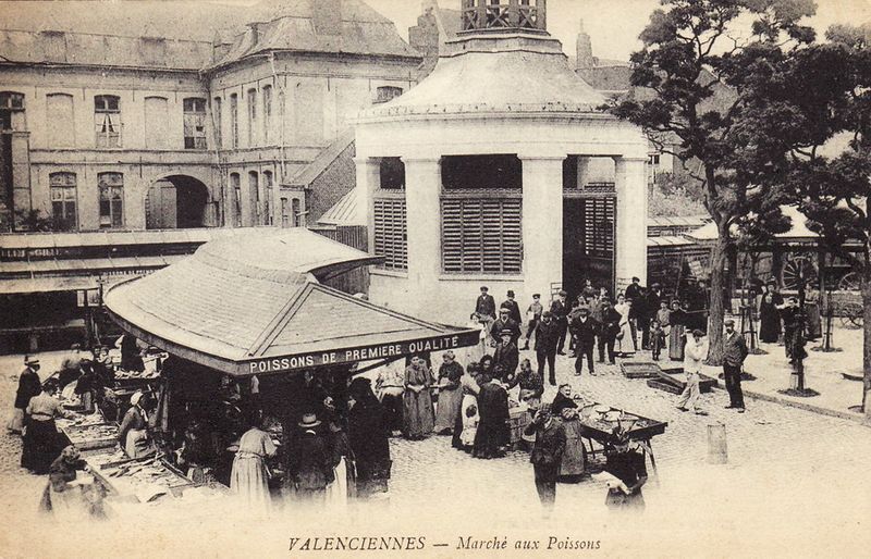 Fichier:CPA-Valenciennes-Marche-poissons.jpg