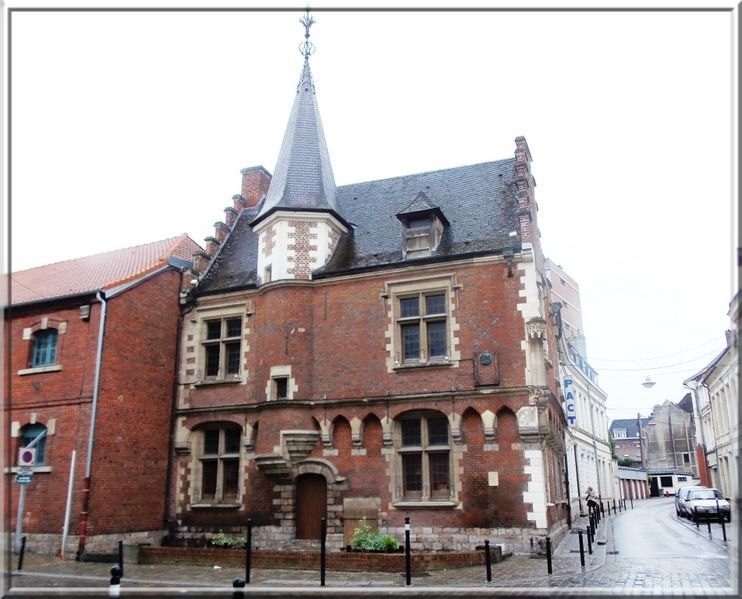 Fichier:Maison du prévot.jpg