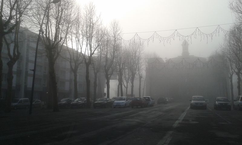Fichier:Anzin-Place 28-12-2016.jpg