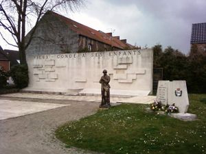 Monument aux Morts Vieux Condé.jpg