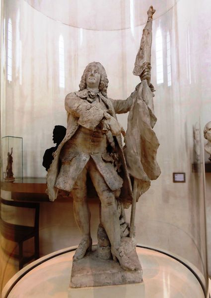 Fichier:Monument Dupleix platre.jpg