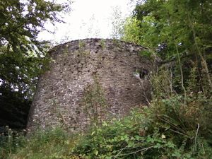 Conde sur Escaut - Tour enceinte médiévale.jpg