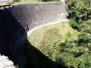 Conde-sur-Escaut-Rempart contre mines.jpg