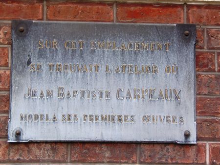 Valenciennes-Cour Jean Hardy Plaque Carpeaux.jpg