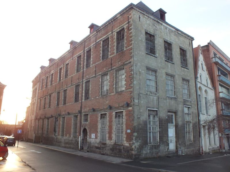 Fichier:CSPV-019-Mont-de-Piete.jpg