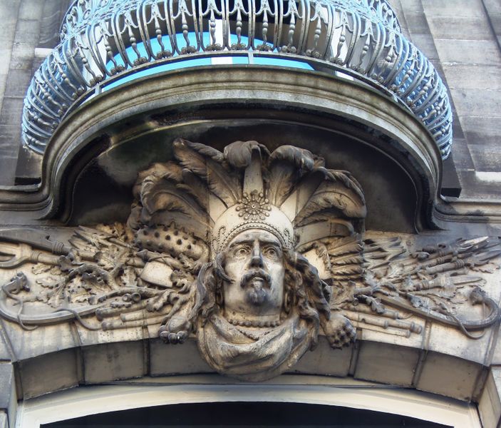 Fichier:Valenciennes-Macaron Inca.jpg