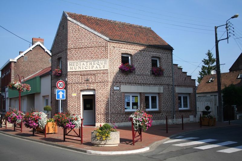 Fichier:Hornaing-Mediatheque.jpg