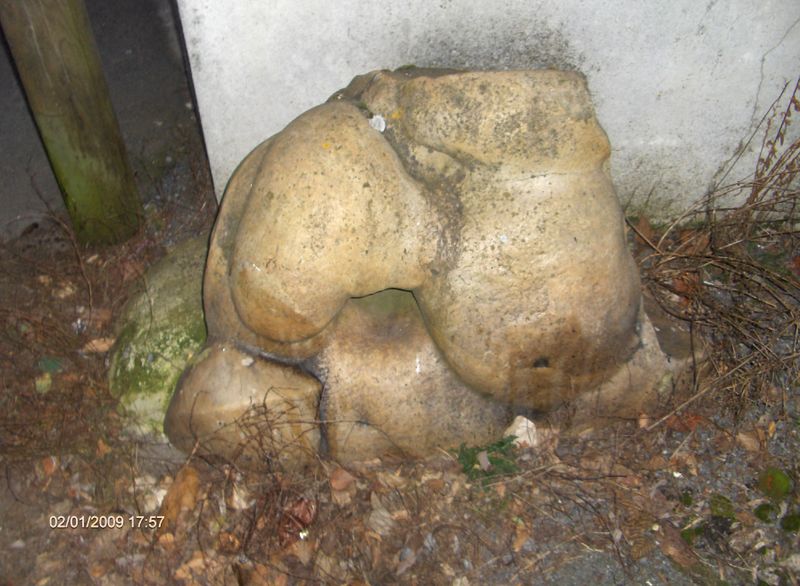 Fichier:Vieux-Conde Gros caillou.jpg