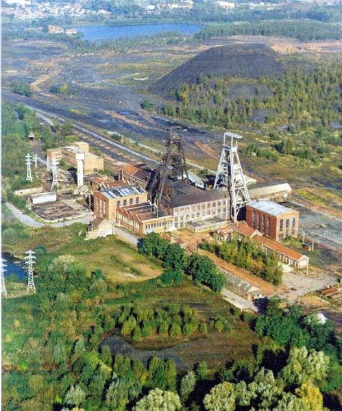 Fichier:Conde-Fosse Ledoux-vue aerienne.jpg